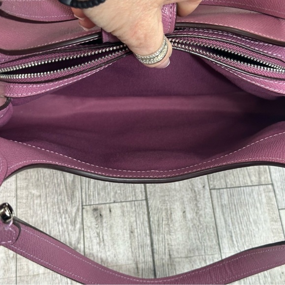 COACH - Avery Pink Crossgrain Leather Shoulder Bag, F37606. EUC - Picture 11 of 16